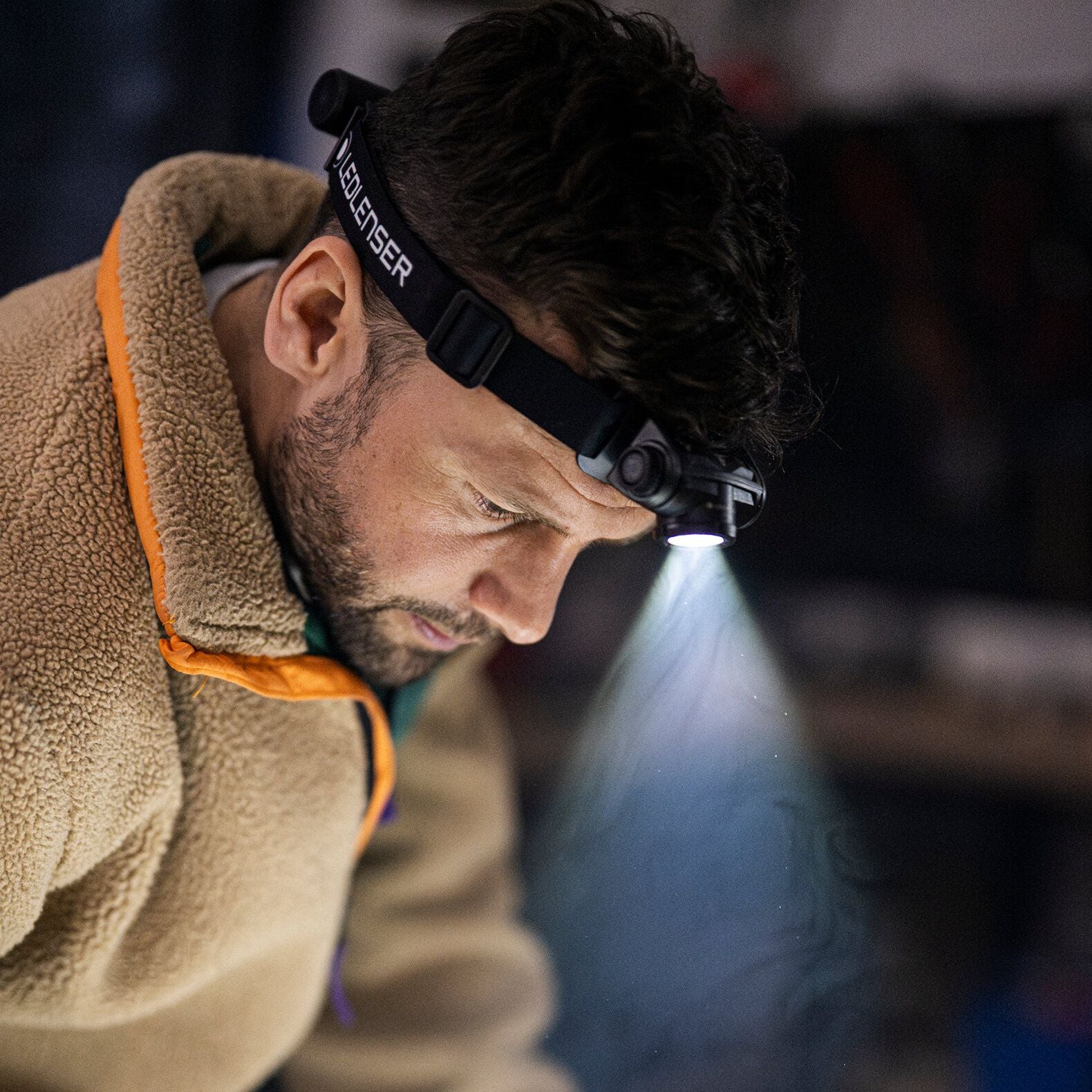 Ledlenser H5R Headlamp - Image 10