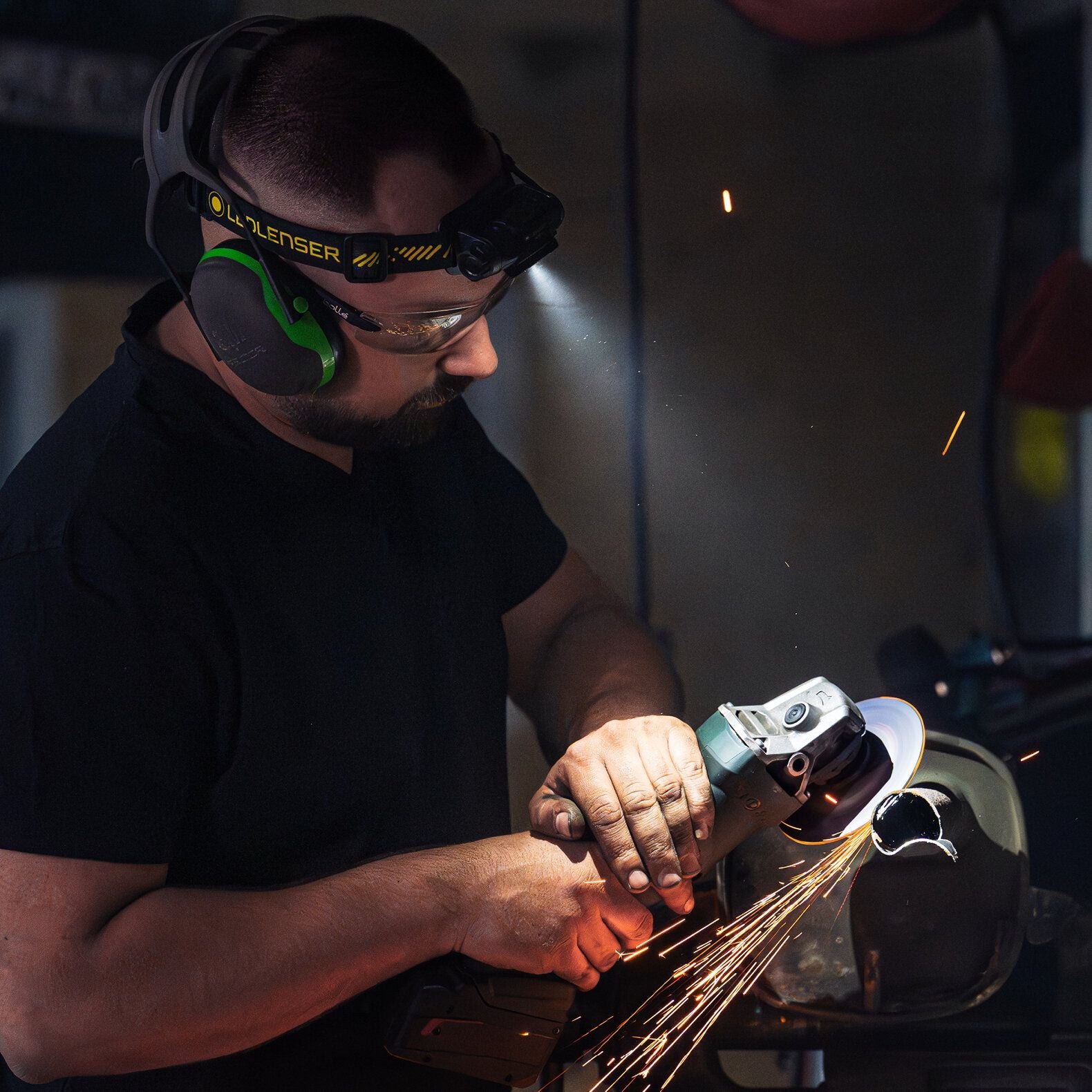 Ledlenser H9R Pro Headlamp - Image 18